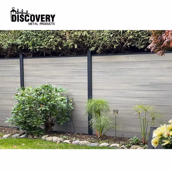 China Factory Outdoor Langlebige Außenplatte Einfache Installation Hohler WPC-Zaun mit Holzmaserung